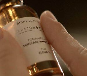 Custom DOSE serum bottle
