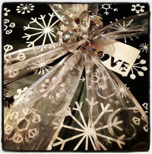 Give the Gift of Healthy Skin This Holiday Season! 
